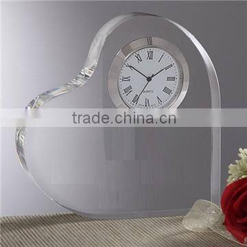 Wholesale heart shape 3d laser engraving personalized crystal wedding souvenir clock