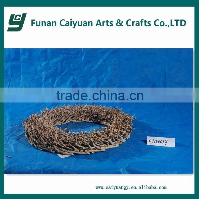 Cheap small village new outdoor wooden five star christmas decoration 2014