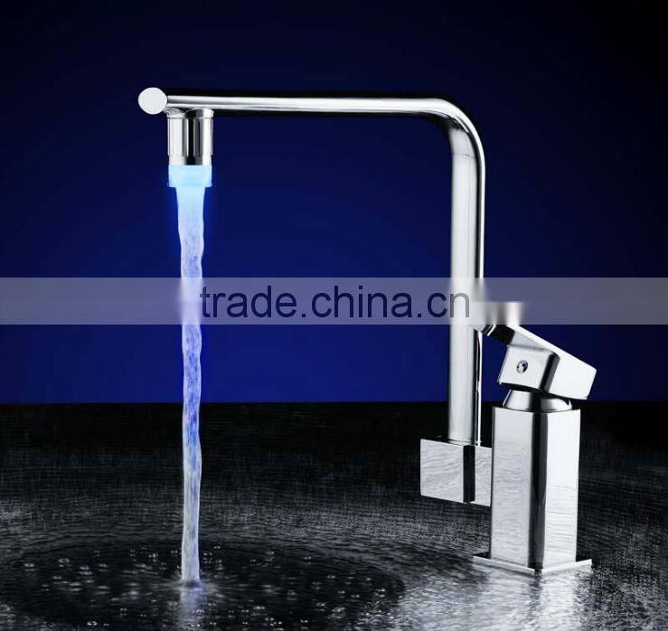 New Arrival Mini Anti-Splash LED Color Changing Faucet Mouth, LED Flashing Bubble Basin Faucet Light