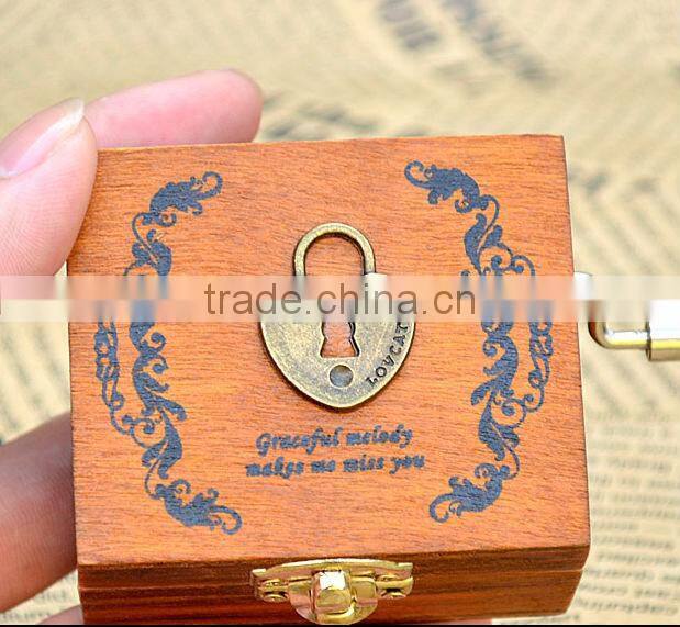 Eco-friendly best design wood pull string music box