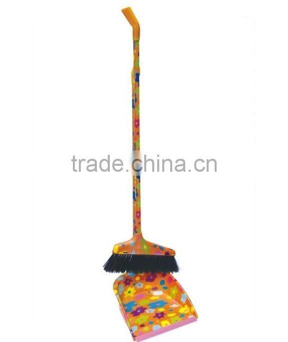 high quality household cleaning printing plastic dustpan with long handle