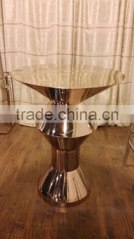 BT9001 Gold bar table and bar chair used