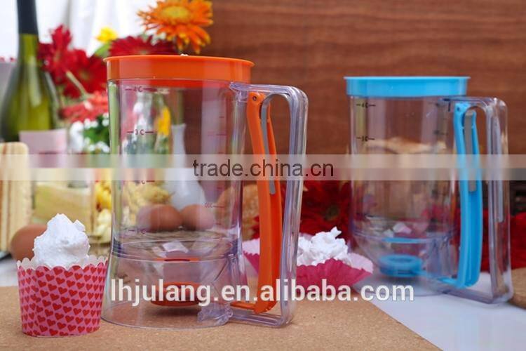 Pancake batter dispenser/Plastic cupcake batter dispenser/Pancake dispenser