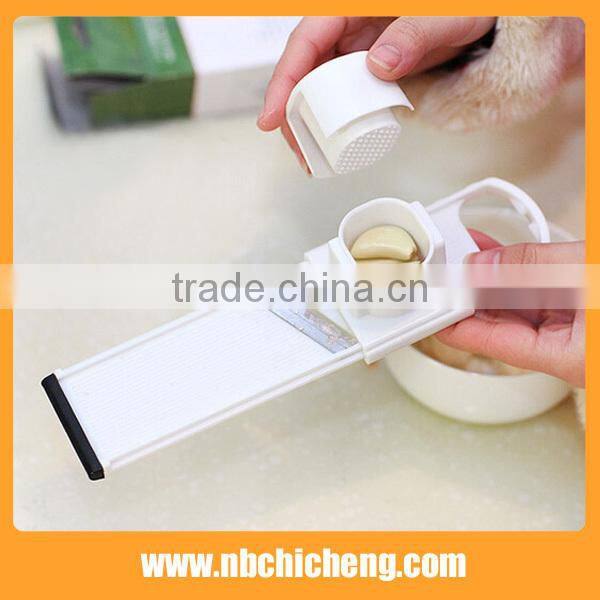 Plastic Garlic Press Slicer/Garlic Slicer/Garlic Chopper