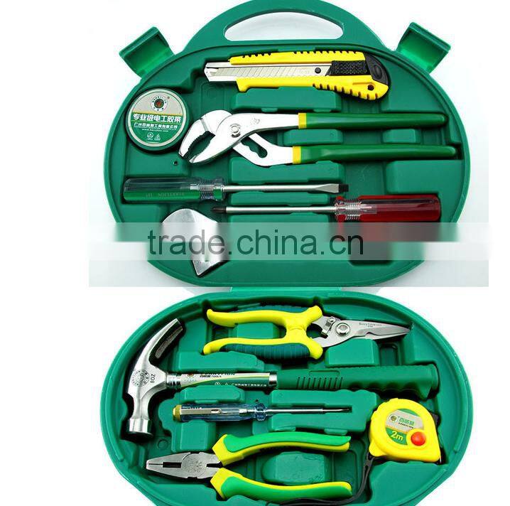 Berrylion 12pcs Household Tool Sets Plier Knife Screwdriver Hammer Tool Set