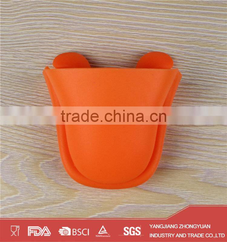 Custom design dog shape silicone household oven glove