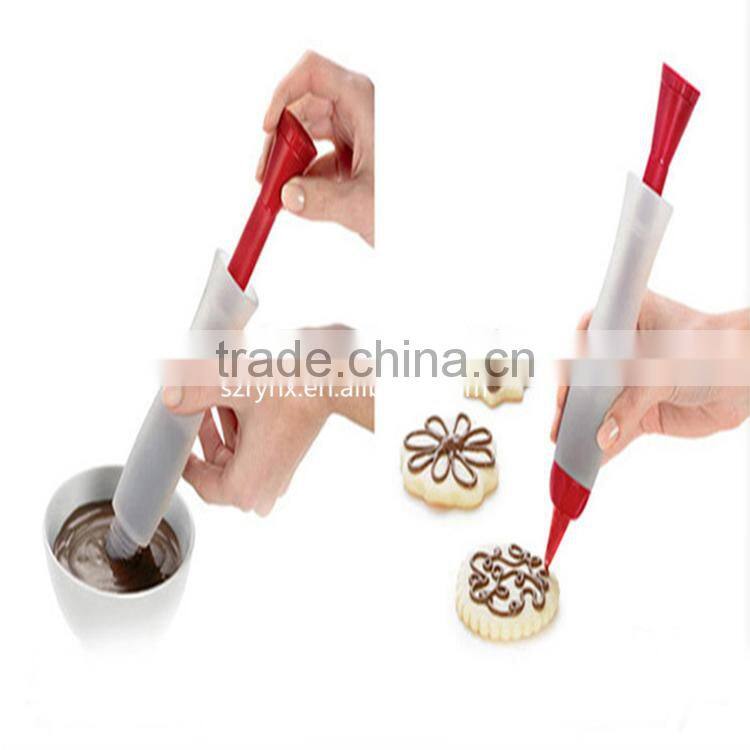 Hot sale Silicone Macaron Cake Decorating Pen with 3 Nozzles Set Kit Baking Tool