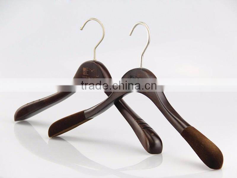 CY-660 top quality men suit hanger brown cloth wooden hanger for cloth