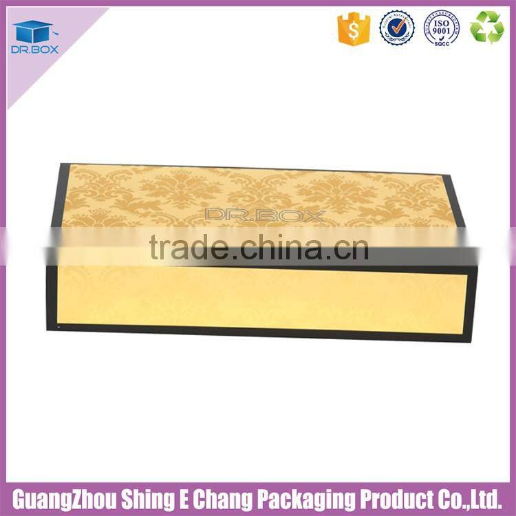 China Suppliers Staple plastic t-shirt homemade counter cardboard boxer shorts display box