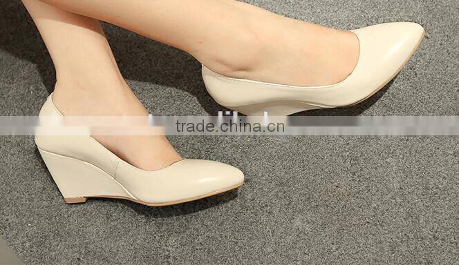 strictly comfort brand shoes china for wide feet