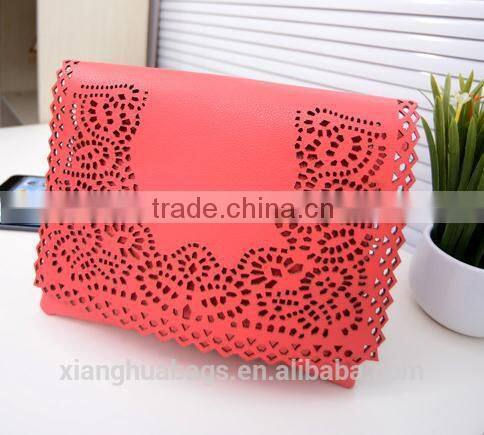 Fashion lady evening bags with hollow pattern