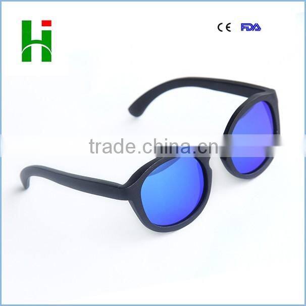 2016 new fashion style wooden sunglasses with polarized lens
