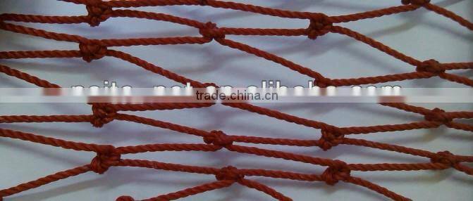 KNOTTED NET