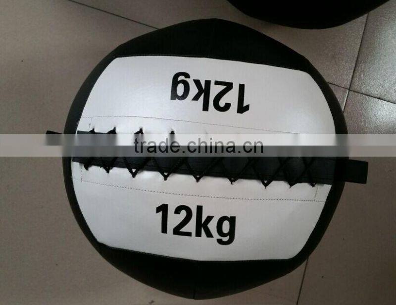 crossfit equipment wall ball/gym ball