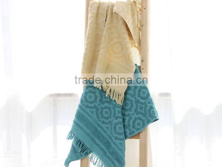 China factory 100% cotton new design bath towel with tassels