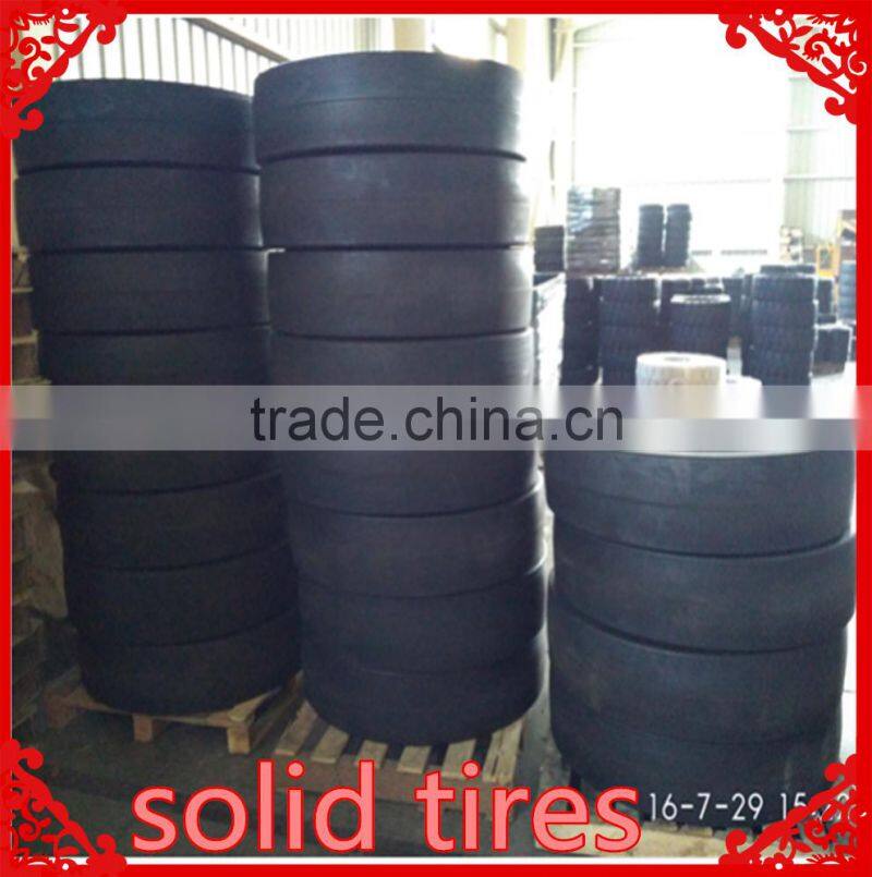 Top quality 4 wheel electric moving cargo cars solid tyre 18x8x12-1/8 12x4-1/2x8 for toyota forklift 7FBCU15