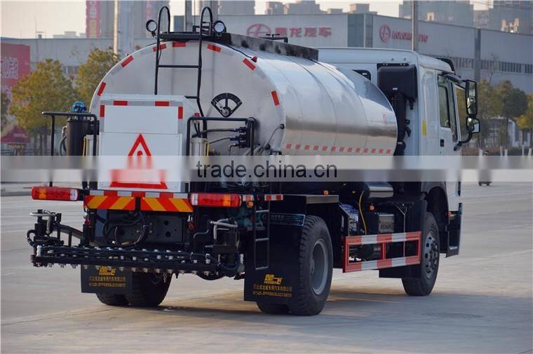 howo 10cbm bitumen distributor truck