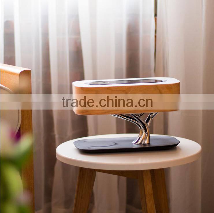 2017 Cool Wooden Tree Design WiFi/Qplay/DLNA Wireless Speaker With LED Light,Creative Music Lamp Support Phone Wireless Charging