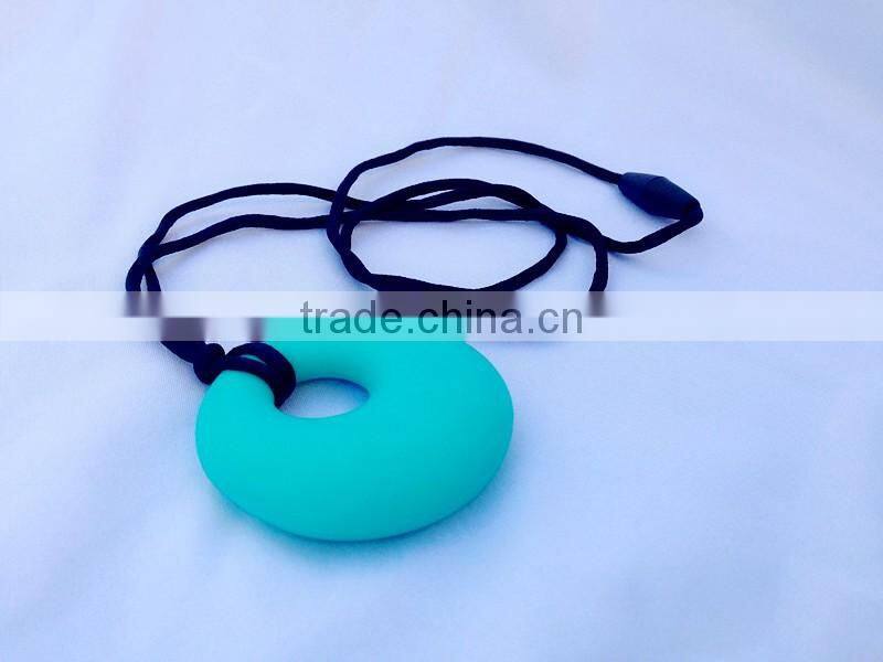 Dongguan ICTI Manufacturer Baby teething necklace teether rattles and keys