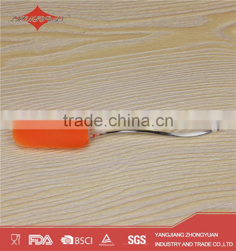 Non-stick silicone spatula with plastic handle