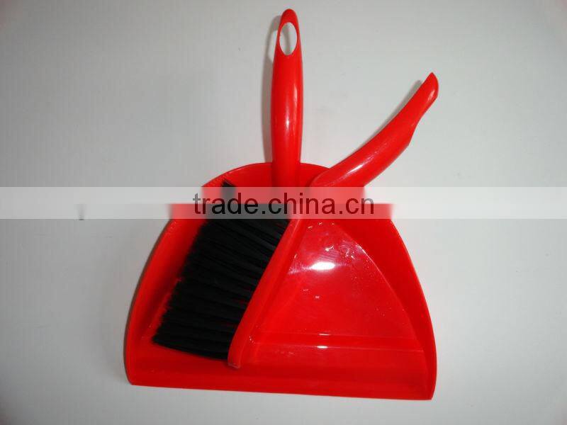 Plastic spade set