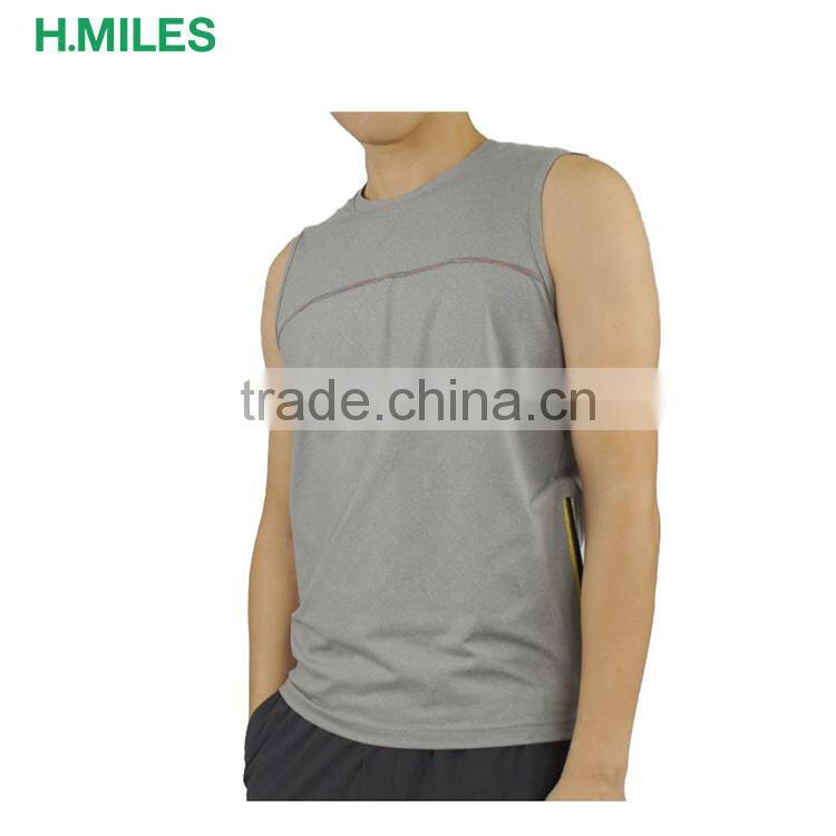 Custom athletic tank top Spandex / Polyester men running sport sleeveless t-shirt