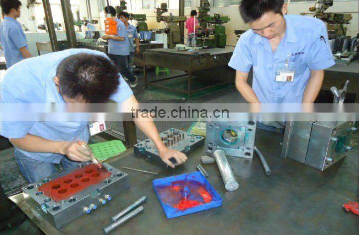 Plastic injection mold for pulley part