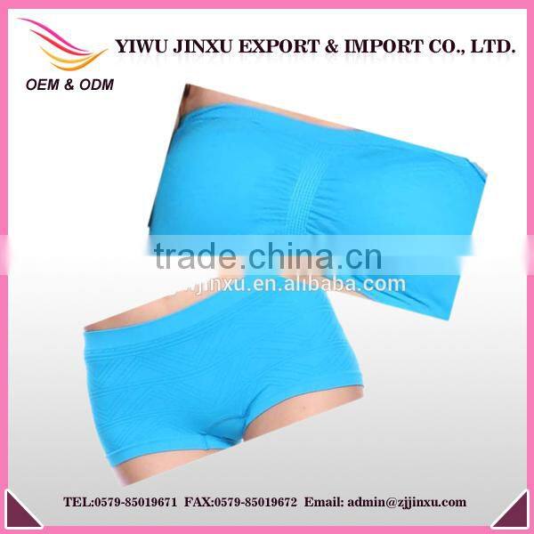 Simple Seamless One-piece Bra and Short Pants Hot Sexy Bra Set