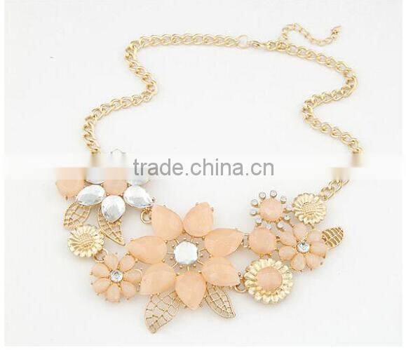 Resin Flower Vintage Choker Collar Pendant Statement Necklace Women Necklaces & Pendants Fashion Necklaces for Women 2014
