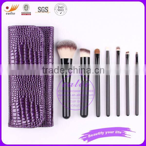7pcs Popular Makeup Brush Set with Elegant & classic hand bag