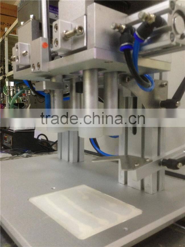 2017 New type automatic bottle capping machine price