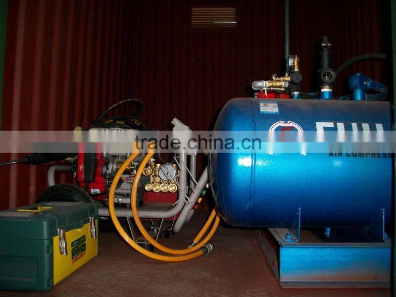 SINOTRUK HOWO Mobile lubrication truck