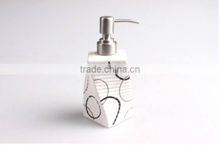 4pcs of Modern Bathroom Accessories Set