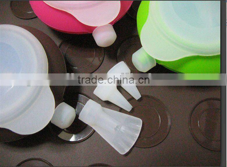 Easy squeeze macaron+27 hole macaron pad