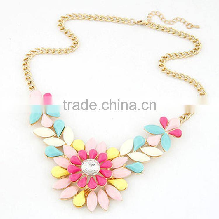 New design alloy necklace hot sale beautiful Jewelry for laddy