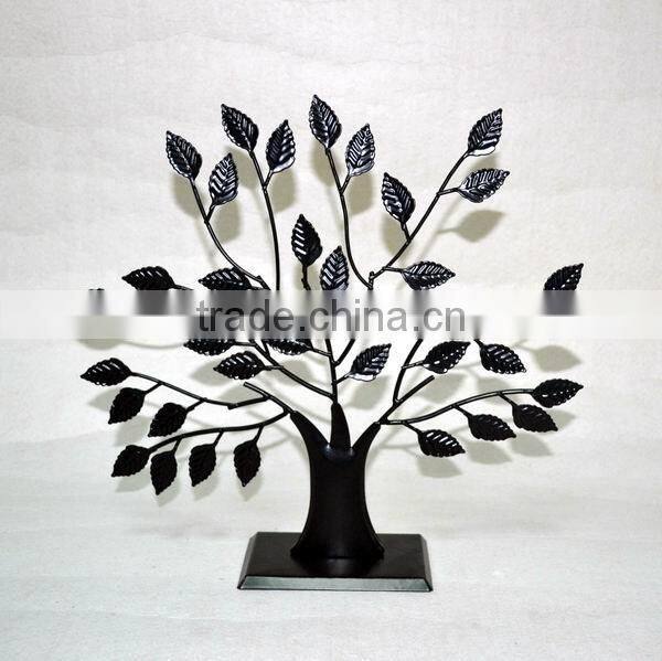 Metal tree jewelry stand