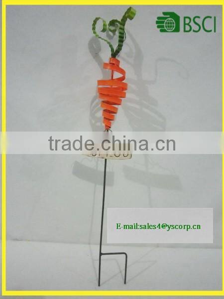 YS2015A229 Spring Carrot Vegetable Wrought Iron Garden Stake