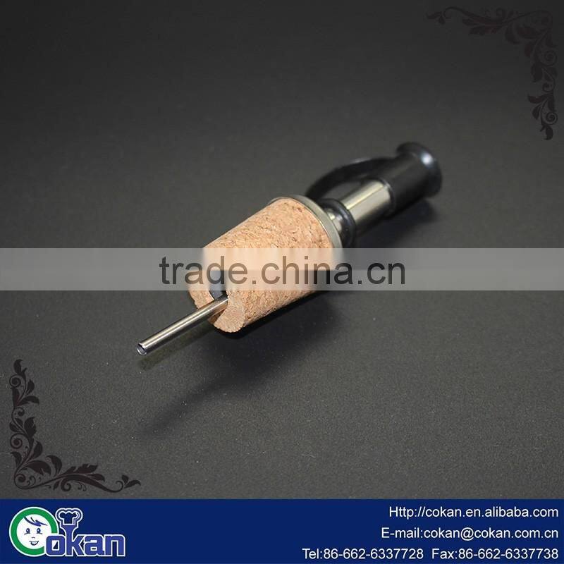 CK-KT695 Hot Selling Food Grade Plastic/Metal Champagne pourer /Wine Bottle Pourer For Wine, Cocktail, Vodka