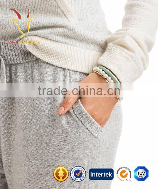 Women Custom Cashmere Knit Iogger Pant