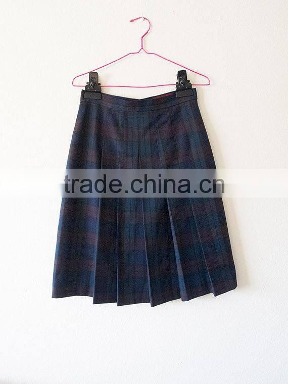 2017 new design pleated school uniform design plaid skirts