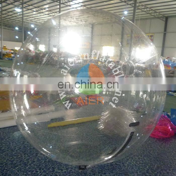 Funny sports 2017 Summer hot selling large inflatable walk on water balls for sale