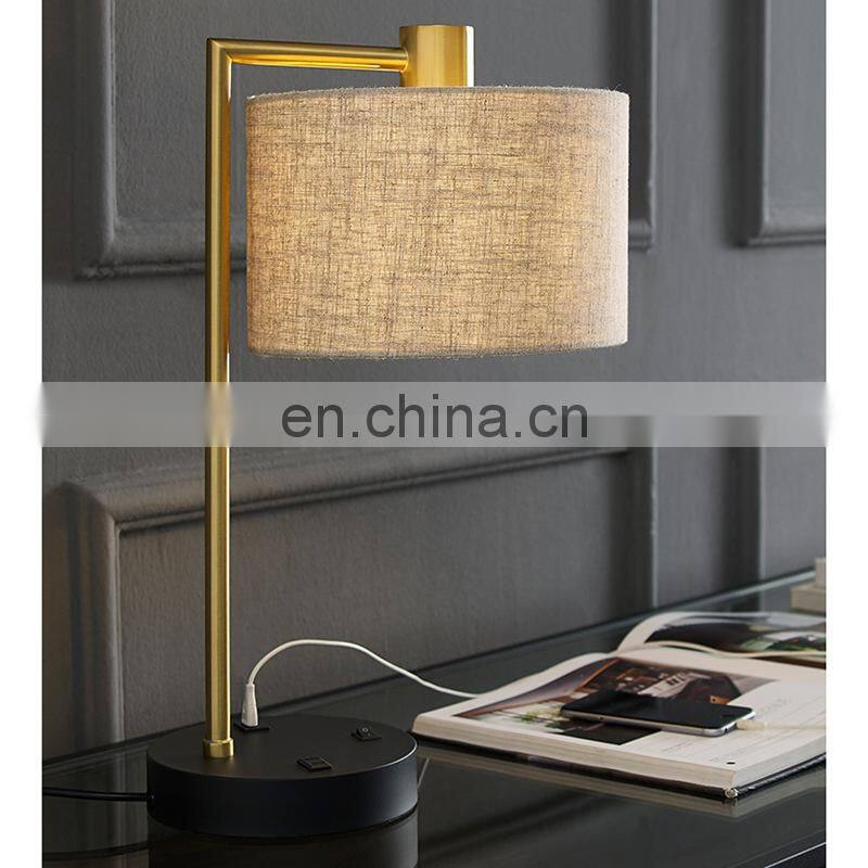 Factory direct Nordic bedroom table lamp bedside lamp creative designer simple modern living room table lamp