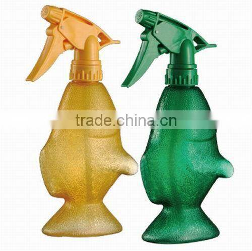 Plastic garden spray bottle