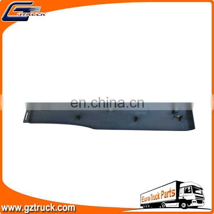 Plastic Right Strip Oem 9438800436 for MB Actros Truck Body Parts