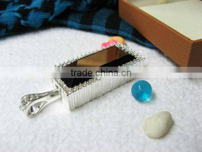 top quality crystal usb necklace