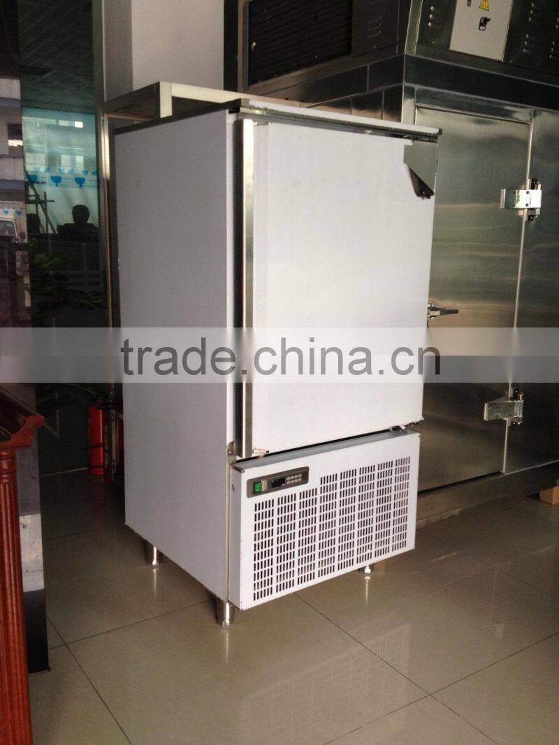 Small blast freezer for quick freezing