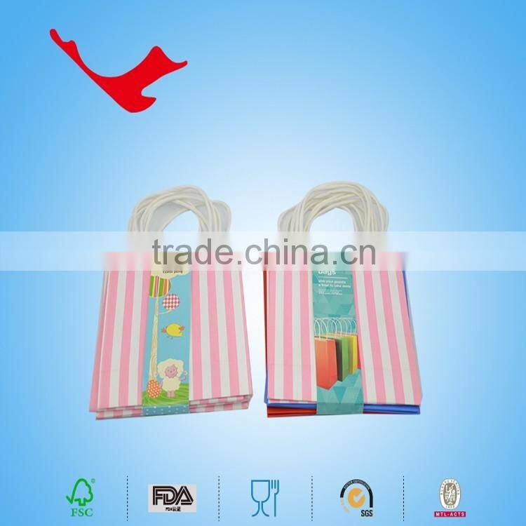 High Quality Custom Paper Luxury gift bag with handle, 2016 xmas kraft paper bag