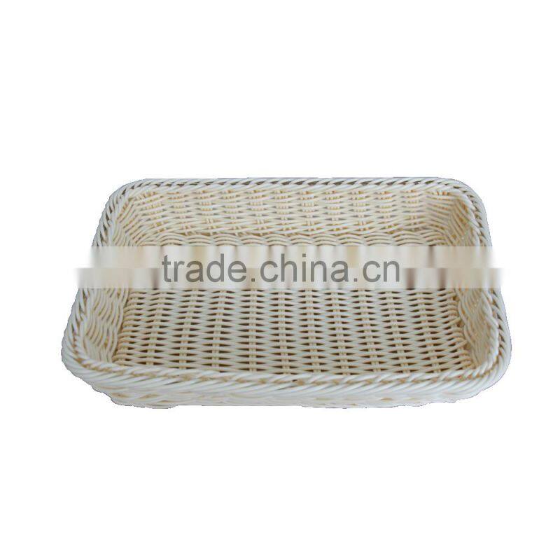 Wholesales beautiful plastic hand basket for storage hotel toiletries clean tool