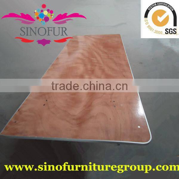 Top quality foldable table