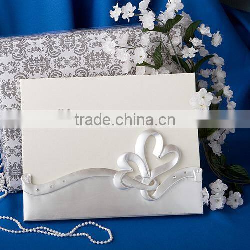 interlocking hearts polyresin cake server cake knife set